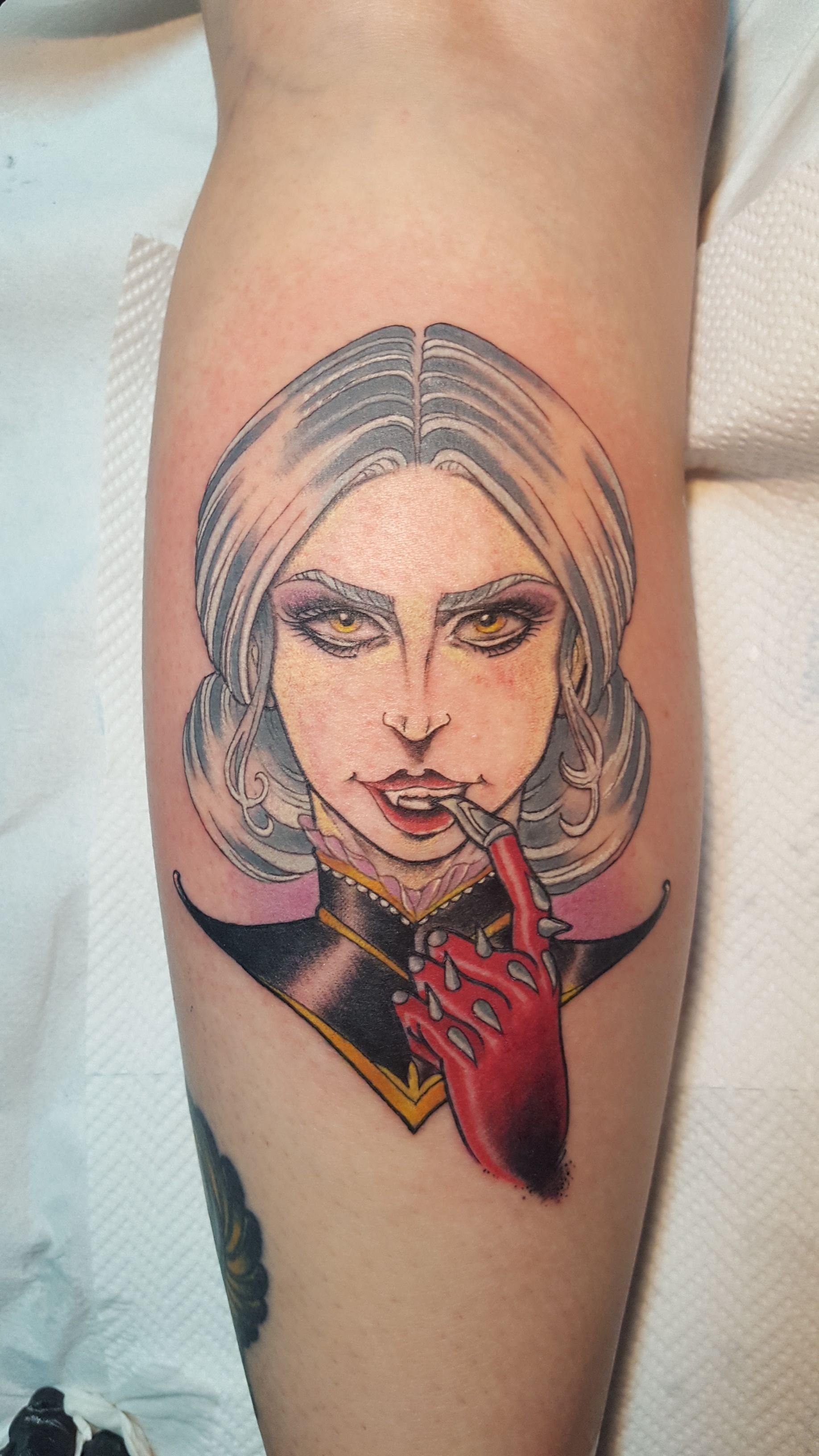 Javier Bugia: Tatuadores de Corona Tattoo Gallery Javier Bugia: Tatuadores de Corona Tattoo Gallery