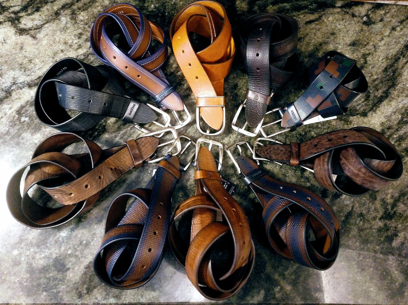Cinturones de caballero en Logroño