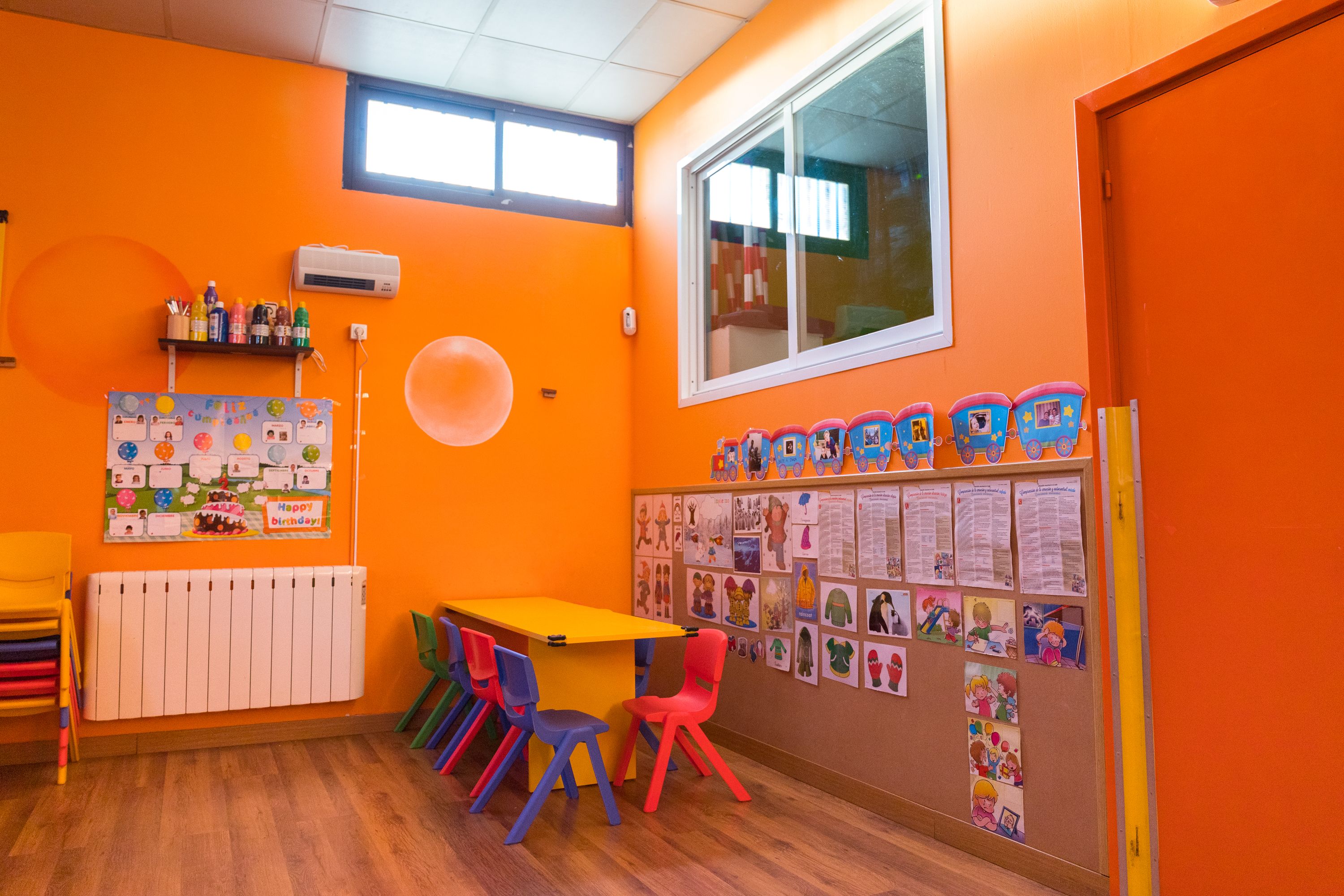 Aula Naranja (2-3 años): Centro Infantil Pompitas de Centro Infantil Pompitas Aula Naranja (2-3 años): Centro Infantil Pompitas de Centro Infantil Pompitas