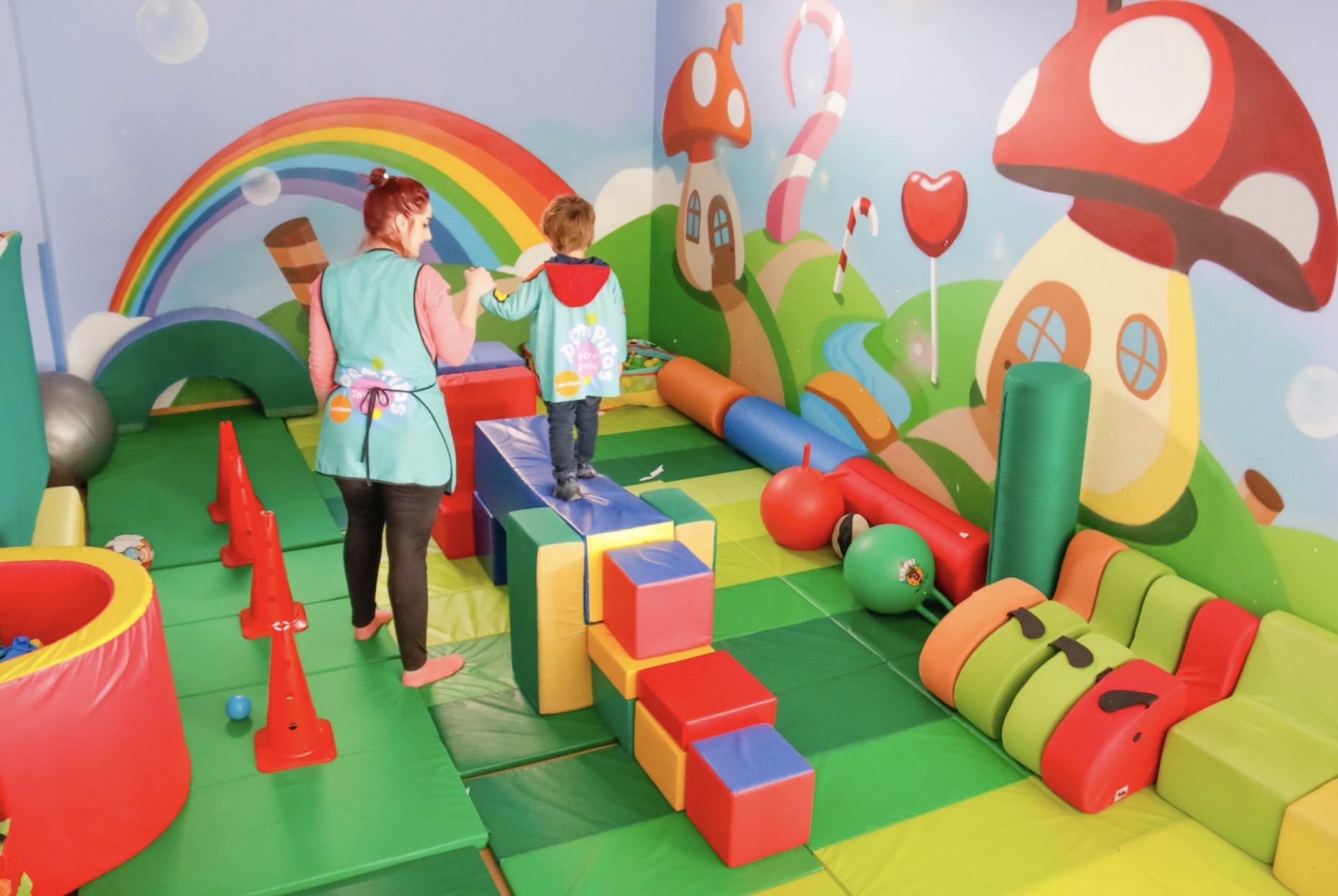 Motricidad gruesa: Centro Infantil Pompitas de Centro Infantil Pompitas Motricidad gruesa: Centro Infantil Pompitas de Centro Infantil Pompitas