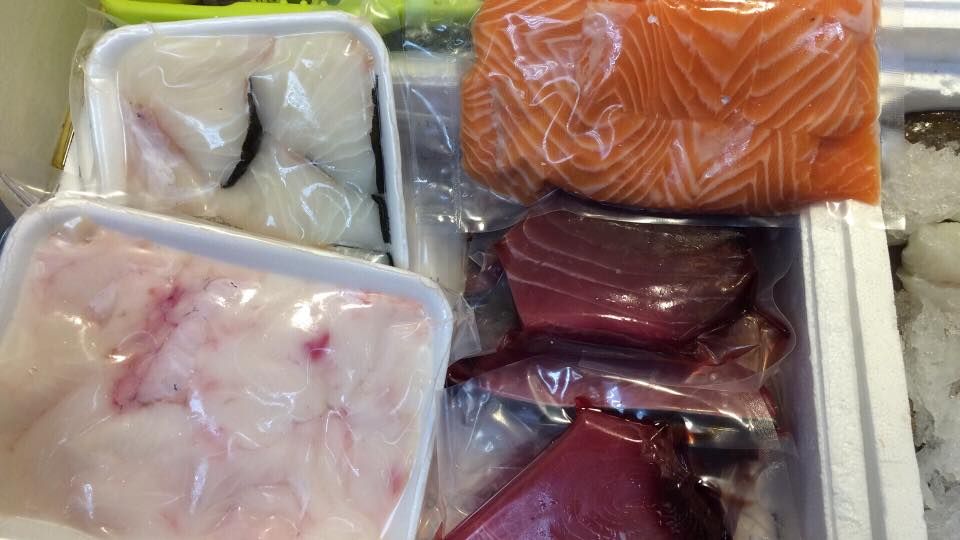 Pescado envasado al vacío: Servicios de Pescadería Susomar Pescado envasado al vacío: Servicios de Pescadería Susomar