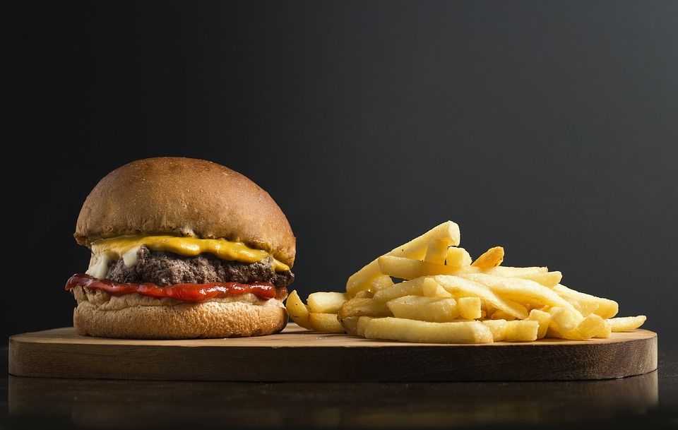 Menú cenas: Carta de Honey Burger Menú cenas: Carta de Honey Burger