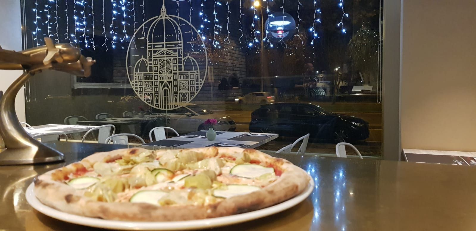 Pizzas: Nuestros platos de Ristorante IL DUOMO di Firenze Pizzas: Nuestros platos de Ristorante IL DUOMO di Firenze