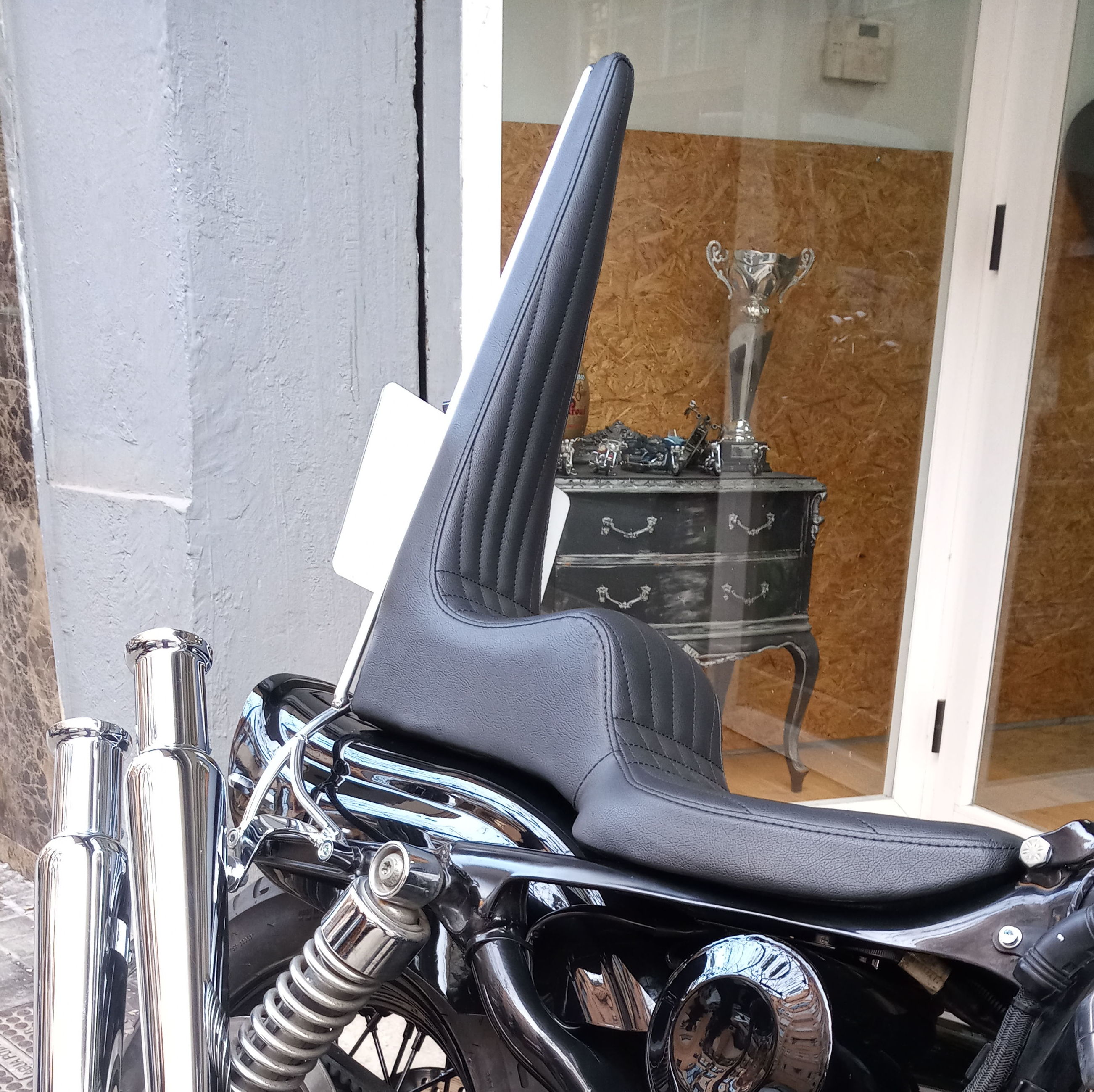 Harley davidson , bobber , choppers , sportster , custom , motorcycle ,old school , personalización harley davidson valencia , customizaciom moto Harley davidson , bobber , choppers , sportster , custom , motorcycle ,old school , personalización harley davidson valencia , customizaciom moto