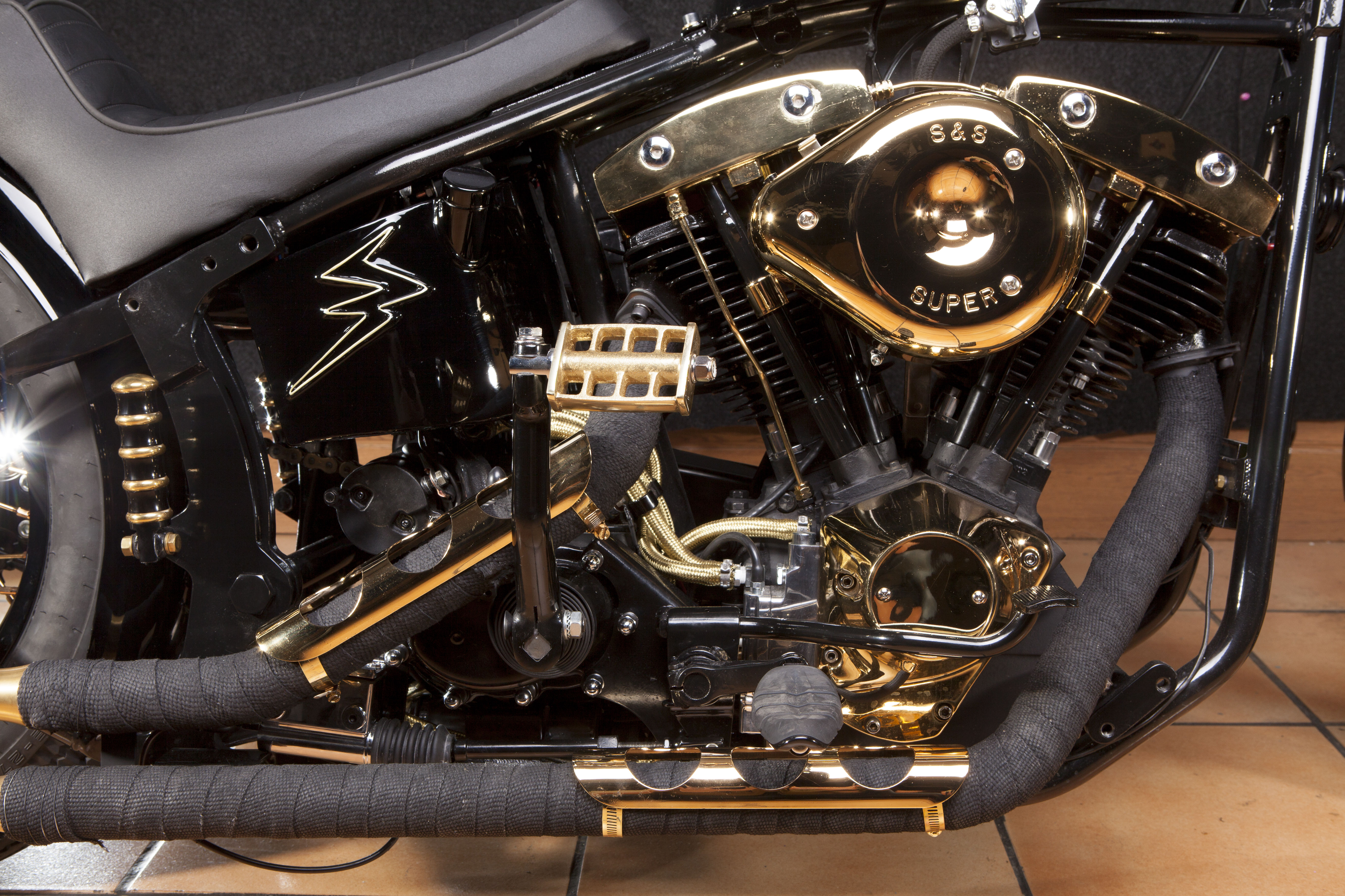 Motor shovelhead, Motos Custom, Motos Harley, Personalizar motos, Transformar Harley, Customizar motos, Restaurar motos antiguas , Break Skull Choppers Motor shovelhead, Motos Custom, Motos Harley, Personalizar motos, Transformar Harley, Customizar motos, Restaurar motos antiguas , Break Skull Choppers