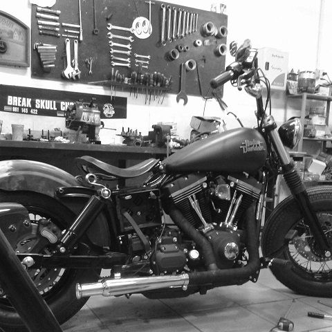 Transformación motos custom, Personalización motos custom, Restauración motos custom, Preparación motos custom, Reparacion motos custom, Tranformacion motos Harley Davidson, Break Skull Choppers, Restauracion motos clasicas, Personalizacion motos clásicas Transformación motos custom, Personalización motos custom, Restauración motos custom, Preparación motos custom, Reparacion motos custom, Tranformacion motos Harley Davidson, Break Skull Choppers, Restauracion motos clasicas, Personalizacion motos clásicas