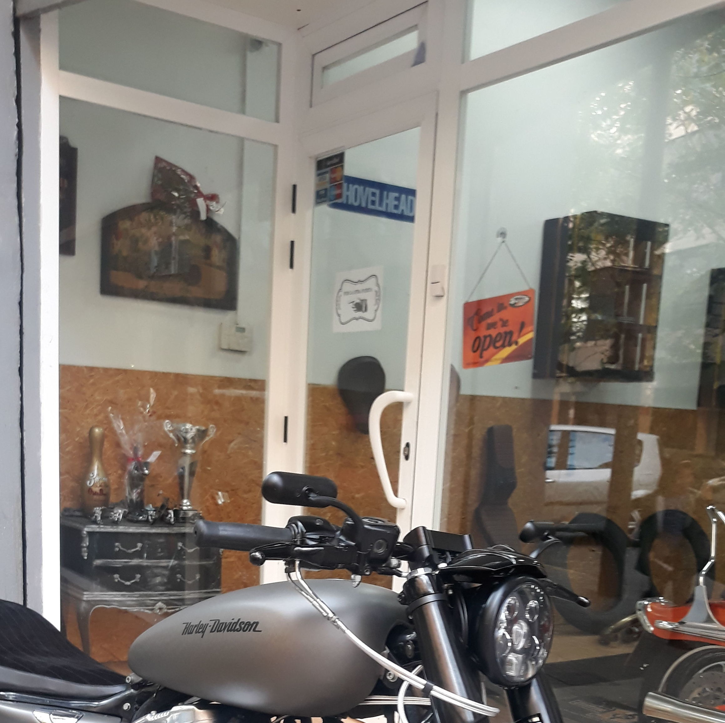 Harley davidson , bobber , choppers , sportster , custom , motorcycle ,old school , personalización harley davidson valencia , customizaciom moto Harley davidson , bobber , choppers , sportster , custom , motorcycle ,old school , personalización harley davidson valencia , customizaciom moto