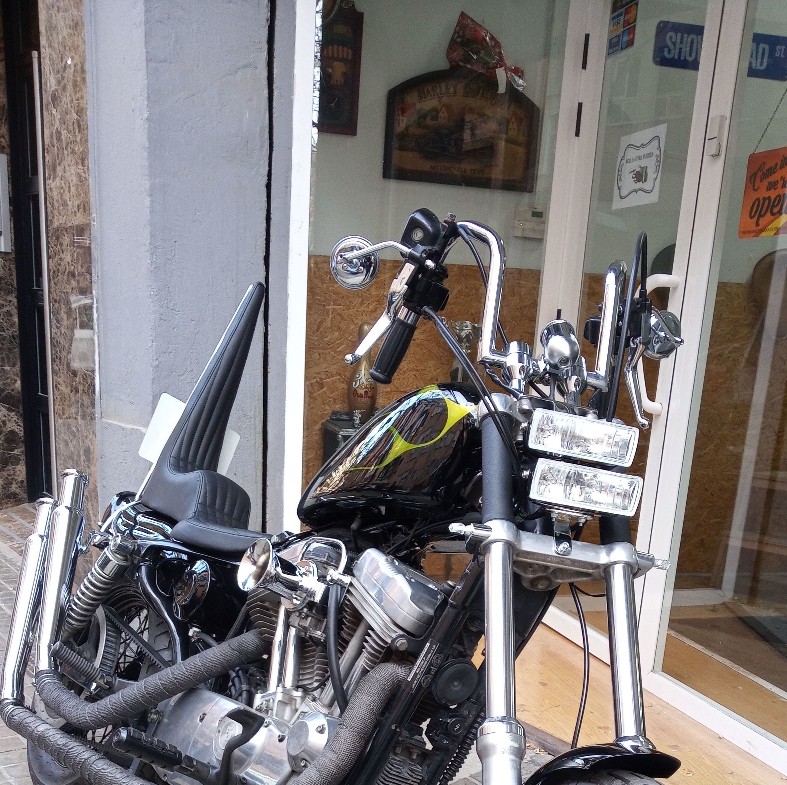 Harley davidson , bobber , choppers , sportster , custom , motorcycle ,old school , personalización harley davidson valencia , customizaciom moto Harley davidson , bobber , choppers , sportster , custom , motorcycle ,old school , personalización harley davidson valencia , customizaciom moto