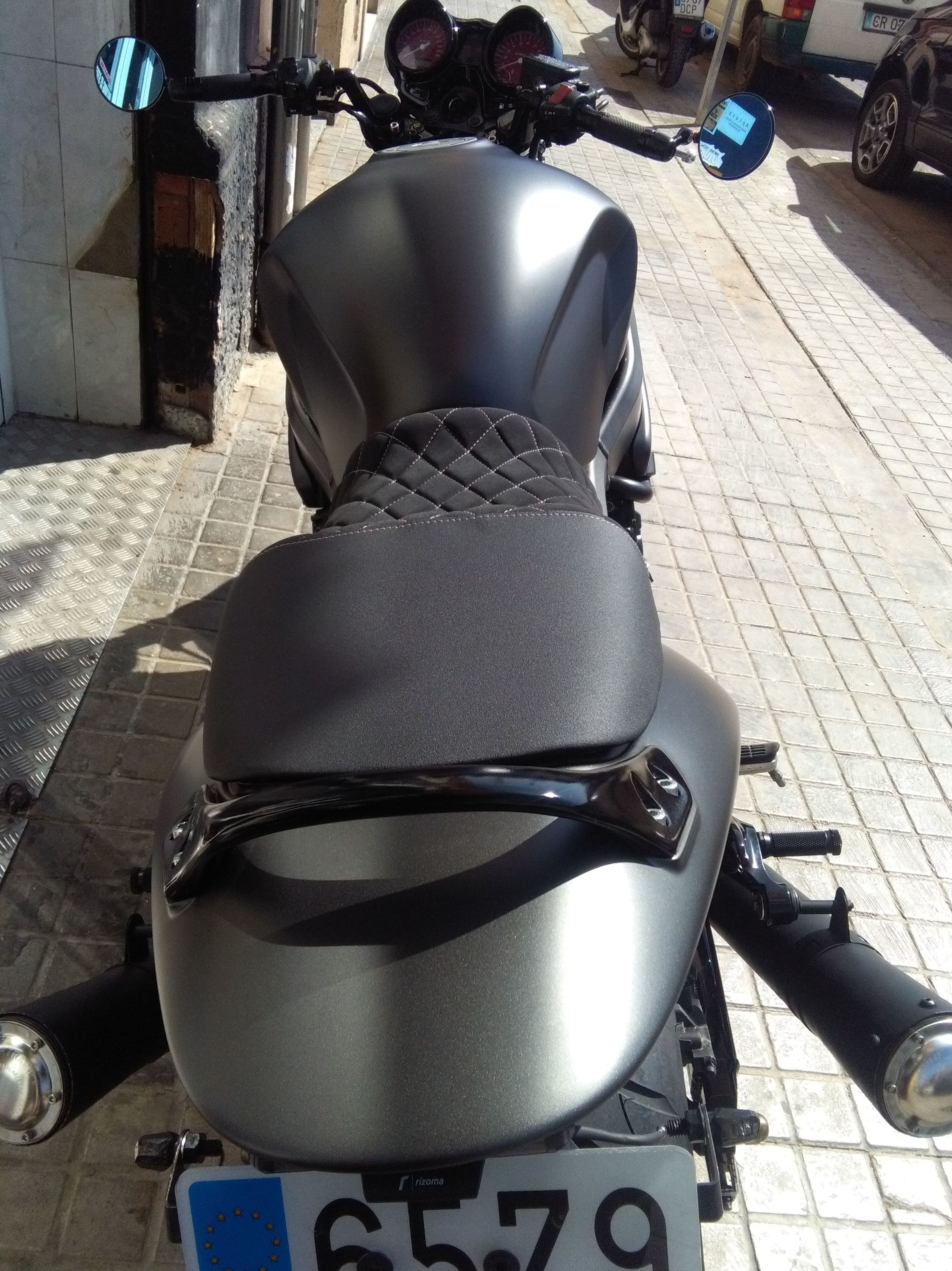 Personalización motos, customizacion honda Personalización motos, customizacion honda