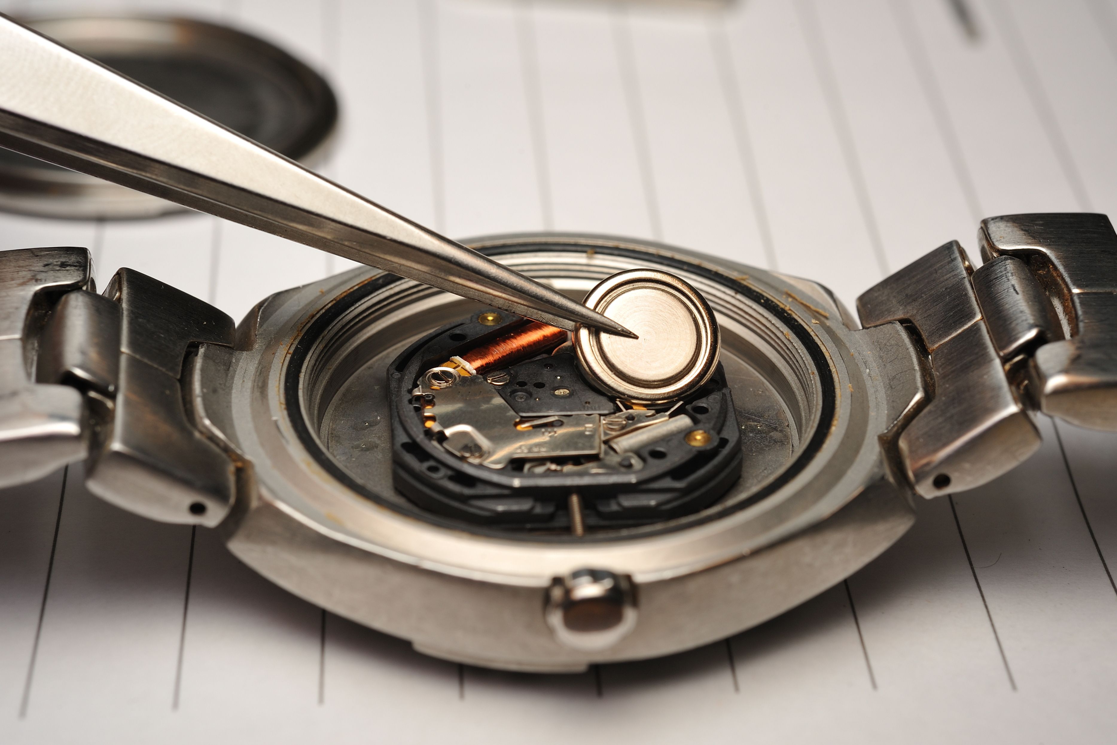 Cambio de pilas de reloj: Servicios de Euro Melgar 100 Cambio de pilas de reloj: Servicios de Euro Melgar 100