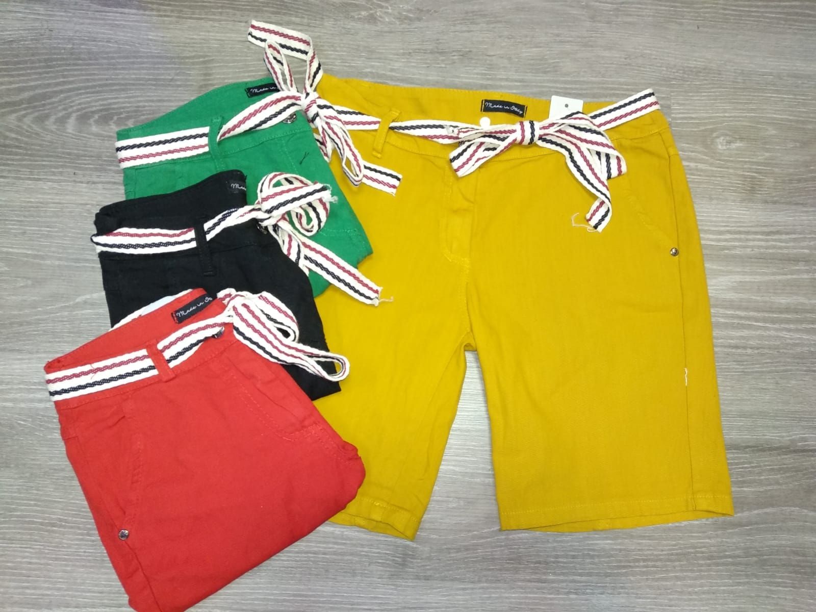Pantalones cortos de mujer: Tienda de ropa de High Level Collection Pantalones cortos de mujer: Tienda de ropa de High Level Collection