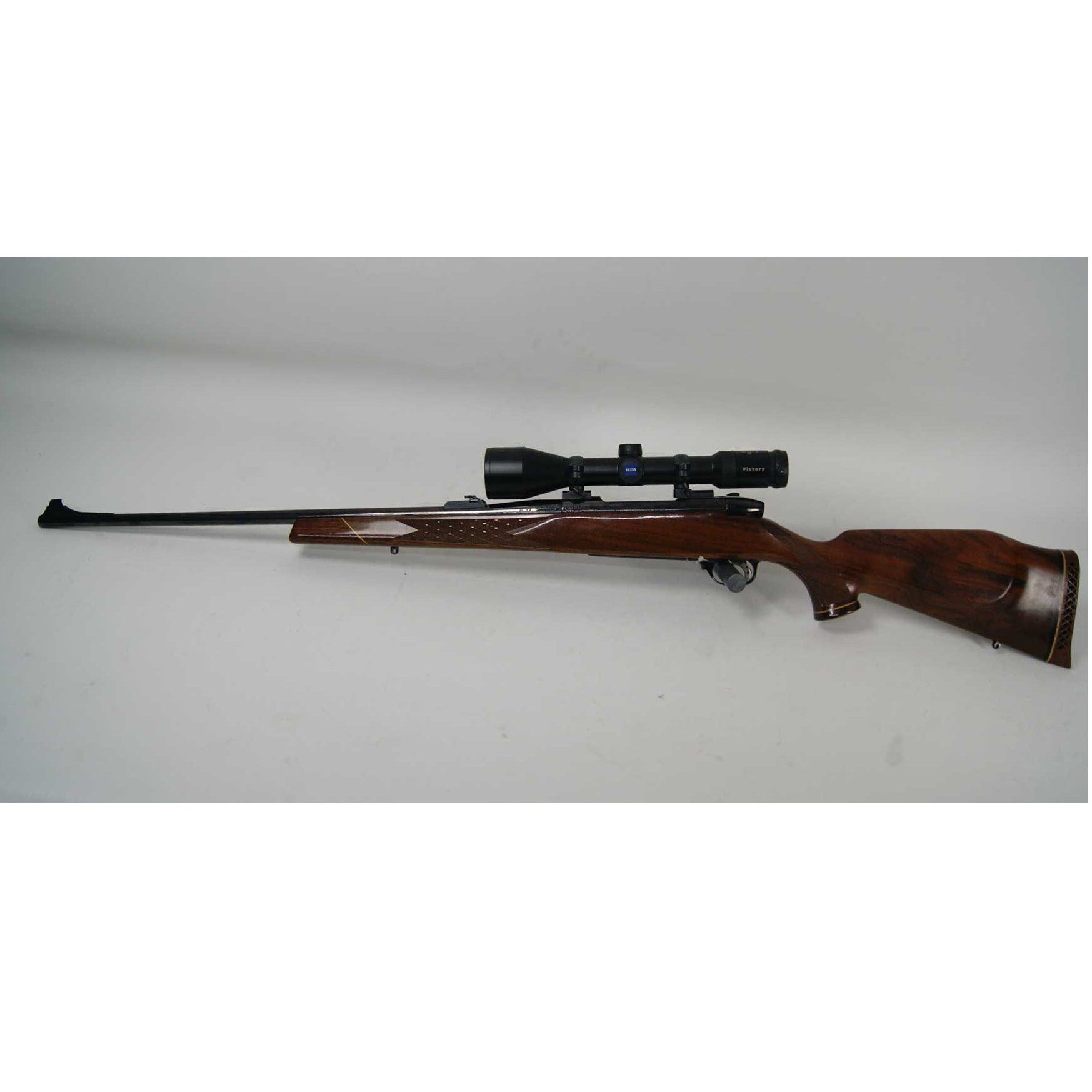 Rifle Weatherby Mark-V Ref: 2582: Armas segunda mano de Armería Muñoz Rifle Weatherby Mark-V Ref: 2582: Armas segunda mano de Armería Muñoz