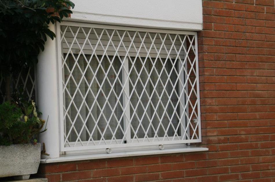 Rejas: Trabajos de Aluminismanresa Rejas: Trabajos de Aluminismanresa