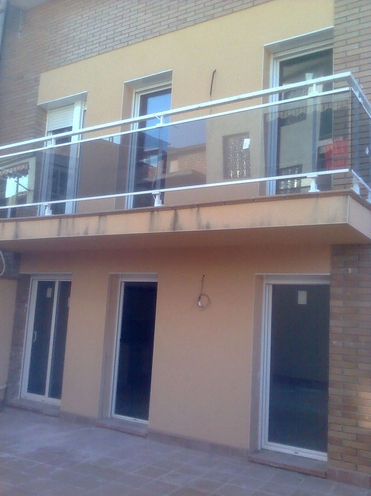 Ventanas: Trabajos de Aluminismanresa Ventanas: Trabajos de Aluminismanresa