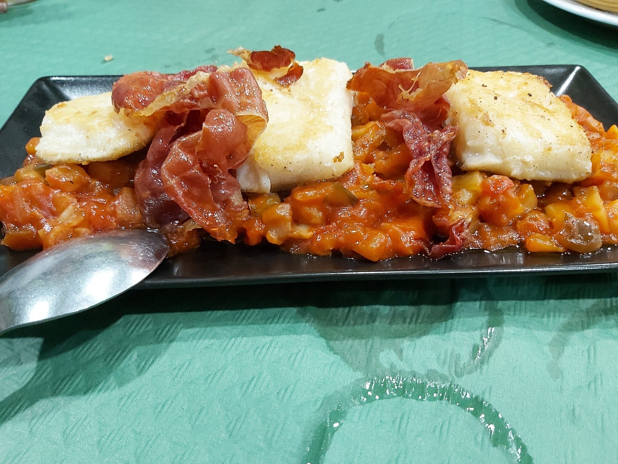 Bacalao con pisto Bacalao con pisto