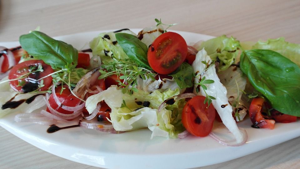 Ensaladas: Carta y menús de Sidrería El Escalón Ensaladas: Carta y menús de Sidrería El Escalón
