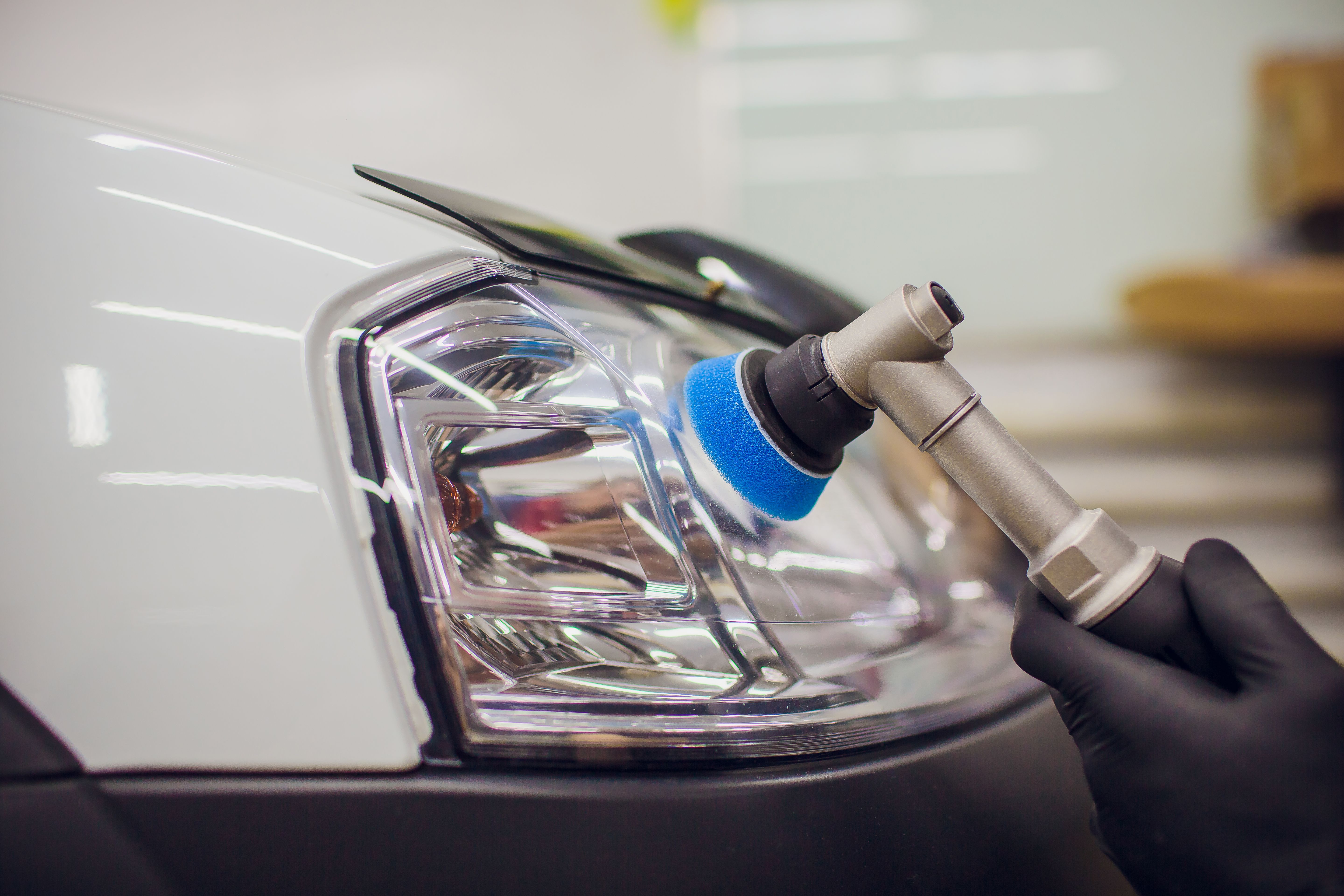 Pulido y lacado de faros: Servicios de Fixauto Talleres Pulido y lacado de faros: Servicios de Fixauto Talleres