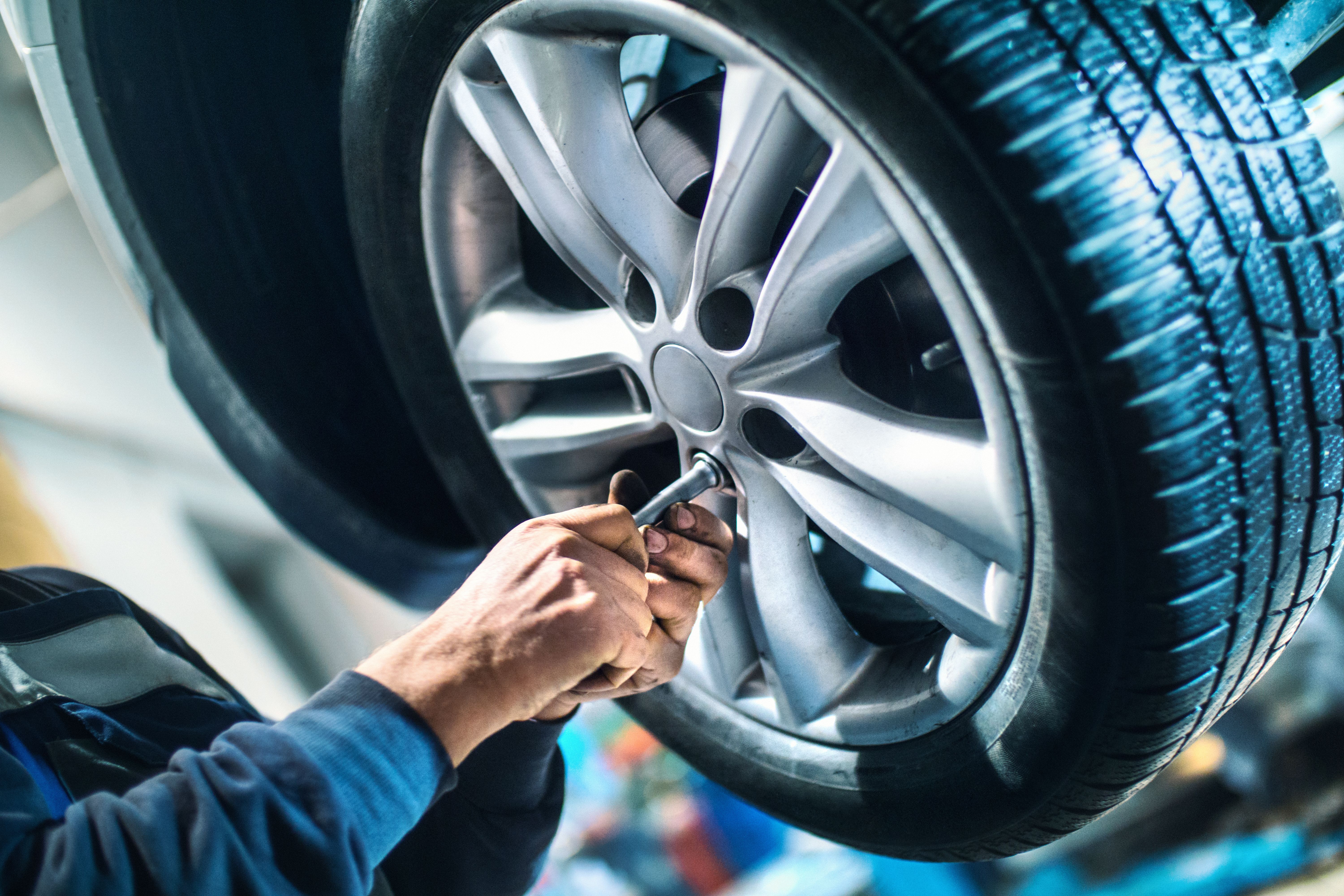 Cambio de ruedas: Servicios de Fixauto Talleres Cambio de ruedas: Servicios de Fixauto Talleres