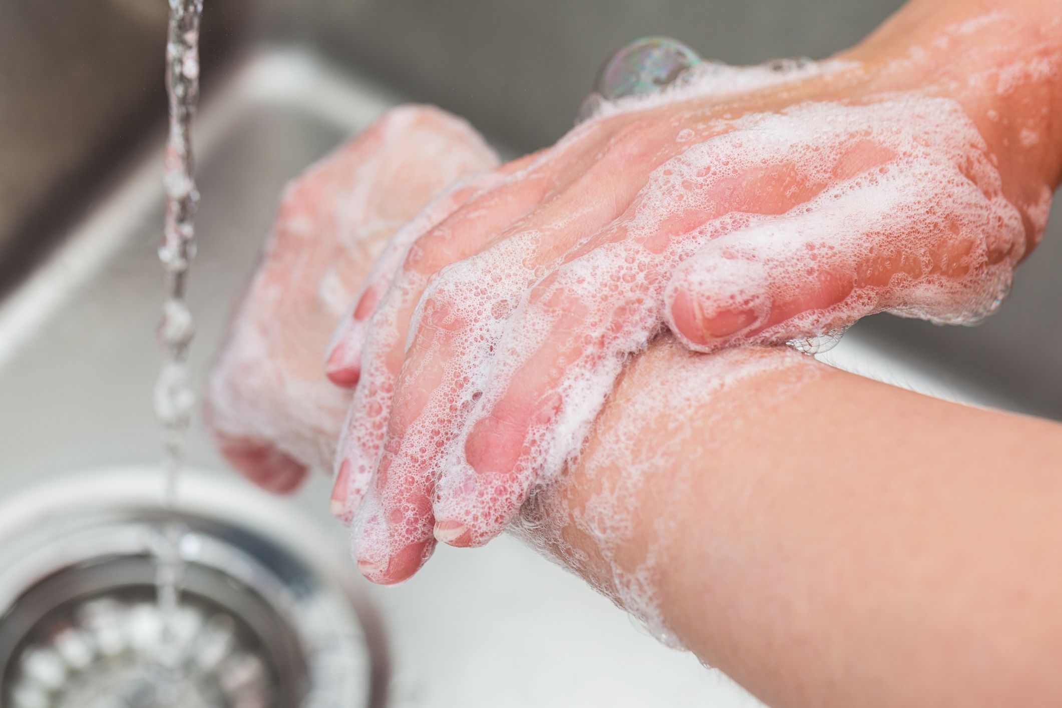 Infecciones Bacterianas: Dermatología y Dermoestética de Dermatología Socorro Fierro Infecciones Bacterianas: Dermatología y Dermoestética de Dermatología Socorro Fierro