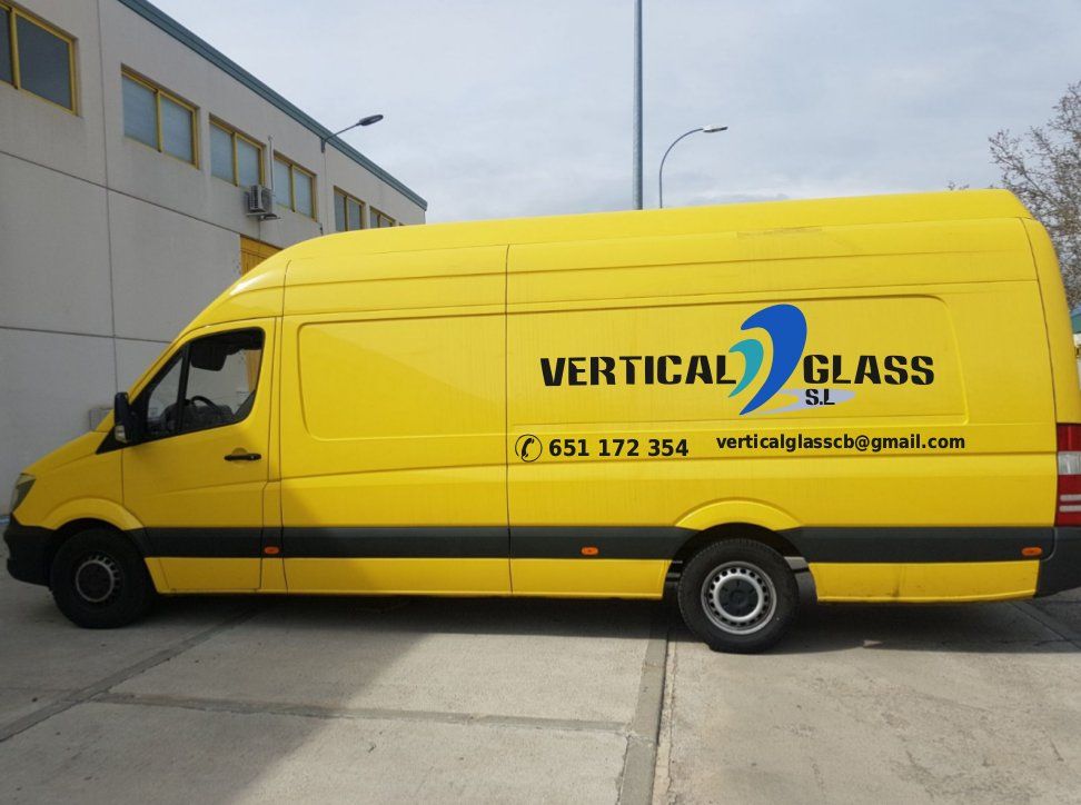 Unidades móviles: Reparación de Lunas de Vertical Glass Unidades móviles: Reparación de Lunas de Vertical Glass