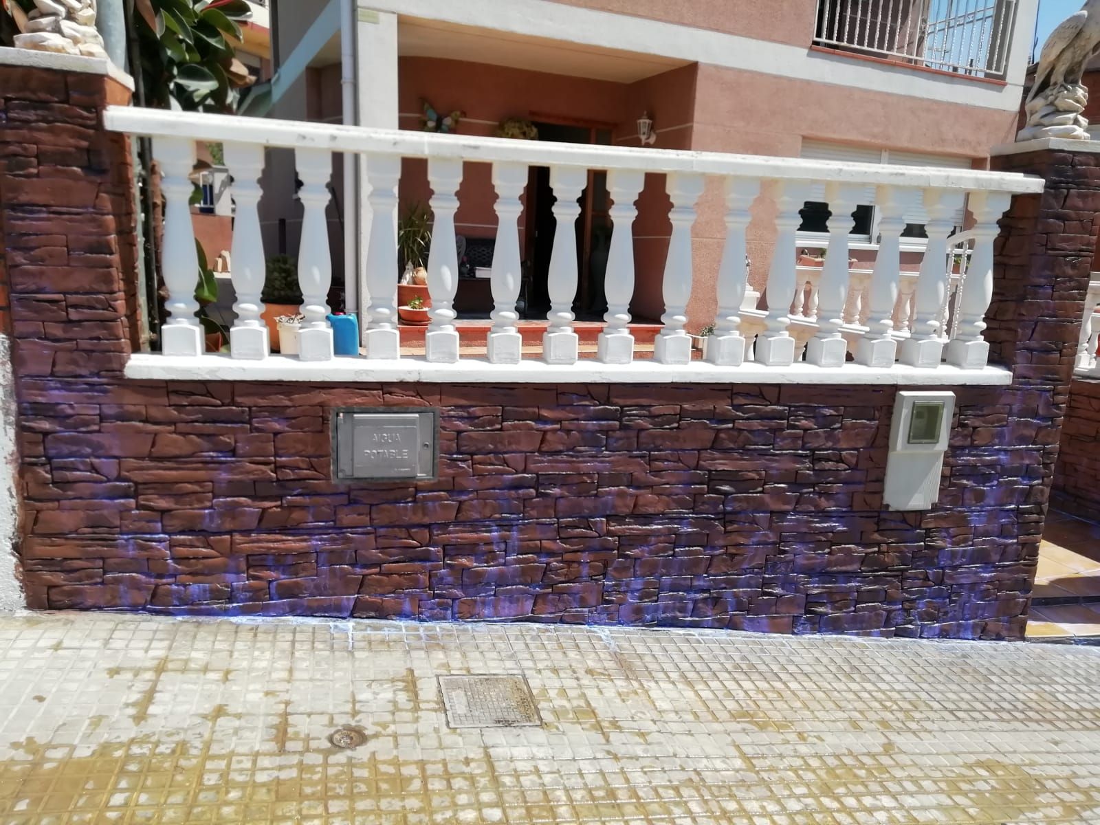 Fachadas: Obras y reformas de REFORMAS MARIANO Fachadas: Obras y reformas de REFORMAS MARIANO