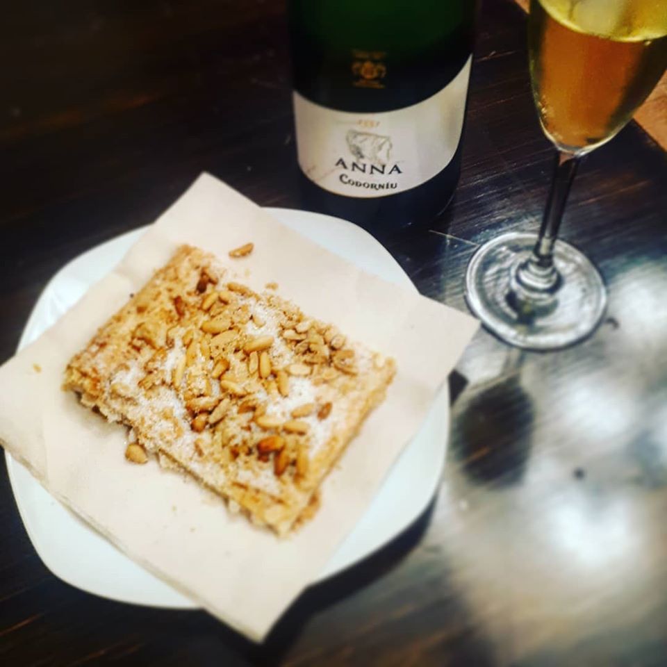 Menú del Día: Tapas y Especialidades de Plats i Vermut Menú del Día: Tapas y Especialidades de Plats i Vermut