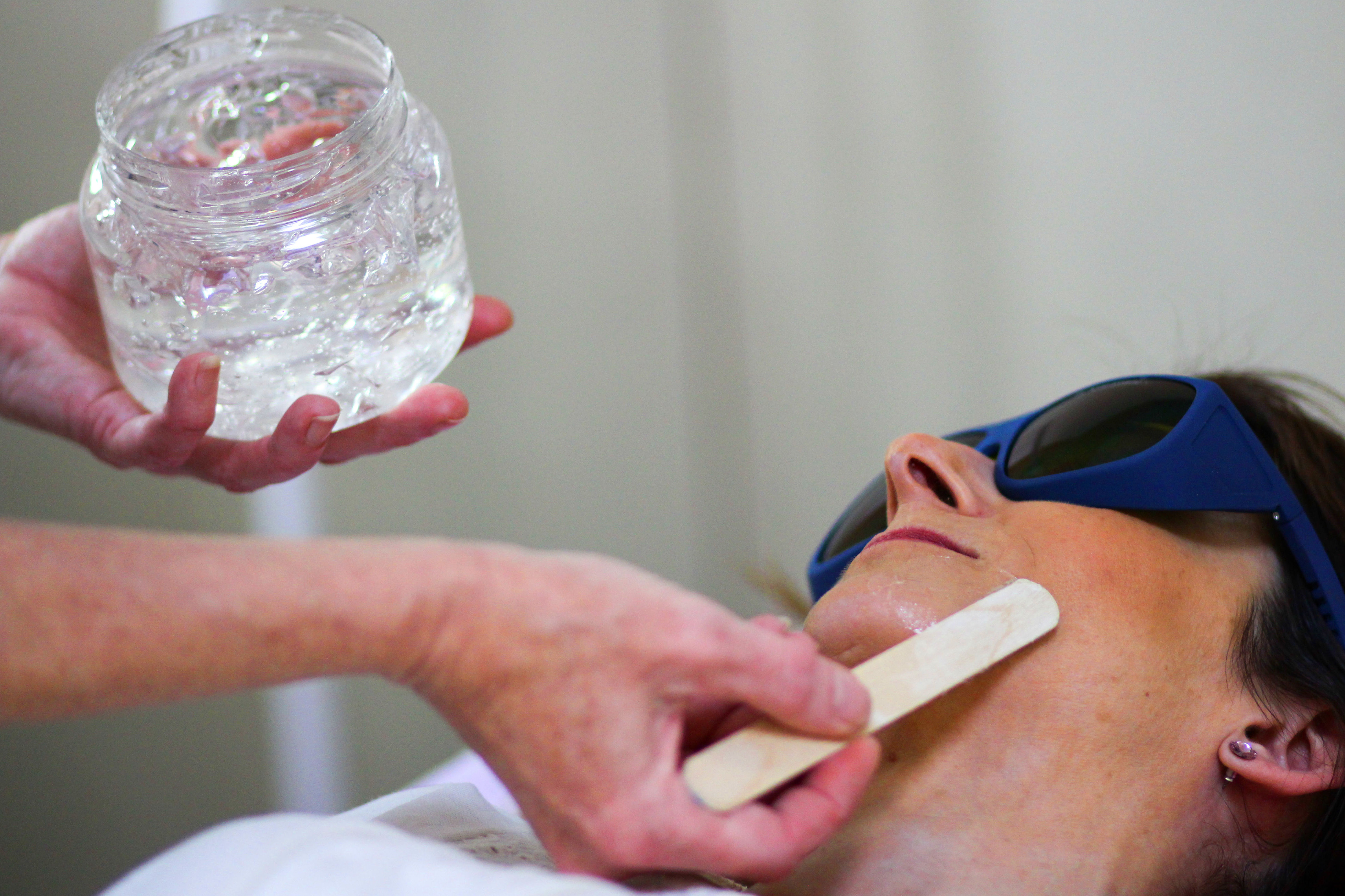 Depilación láser SHR e IPL: Nuestros servicios de Fonsu Rodríguez Peluquería y Centro de estética Depilación láser SHR e IPL: Nuestros servicios de Fonsu Rodríguez Peluquería y Centro de estética