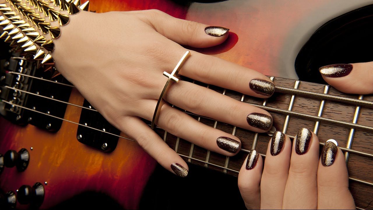 Manicura: Nuestros servicios de Fonsu Rodríguez Peluquería y Centro de estética Manicura: Nuestros servicios de Fonsu Rodríguez Peluquería y Centro de estética