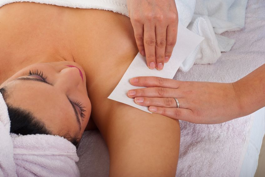Depilación cera tibia y caliente: Nuestros servicios de D- Fonsu Peluquería Y Centro de Estética Depilación cera tibia y caliente: Nuestros servicios de D- Fonsu Peluquería Y Centro de Estética