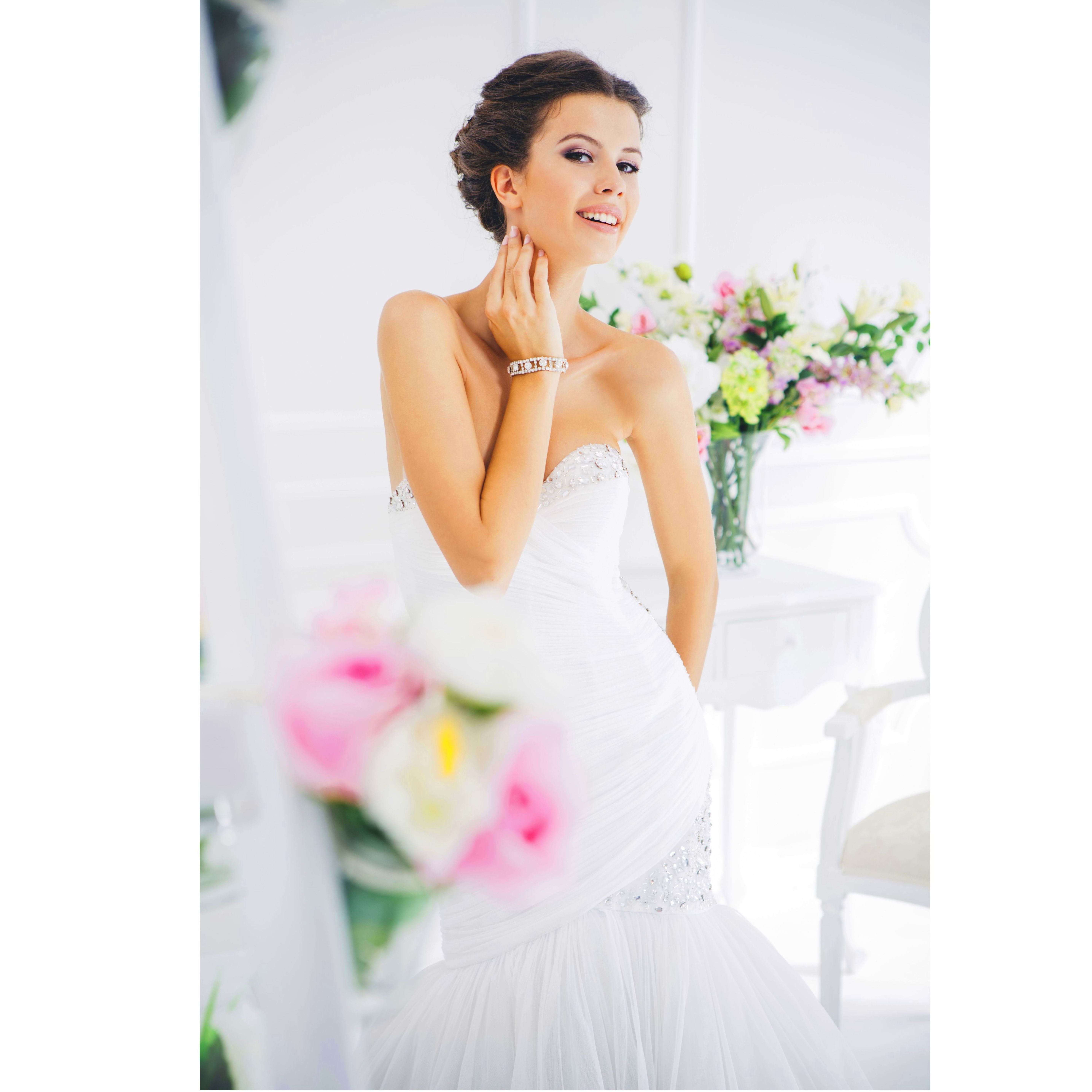 Integral Novias y Acompañantes: Nuestros servicios de Fonsu Rodríguez Peluquería y Centro de estética Integral Novias y Acompañantes: Nuestros servicios de Fonsu Rodríguez Peluquería y Centro de estética