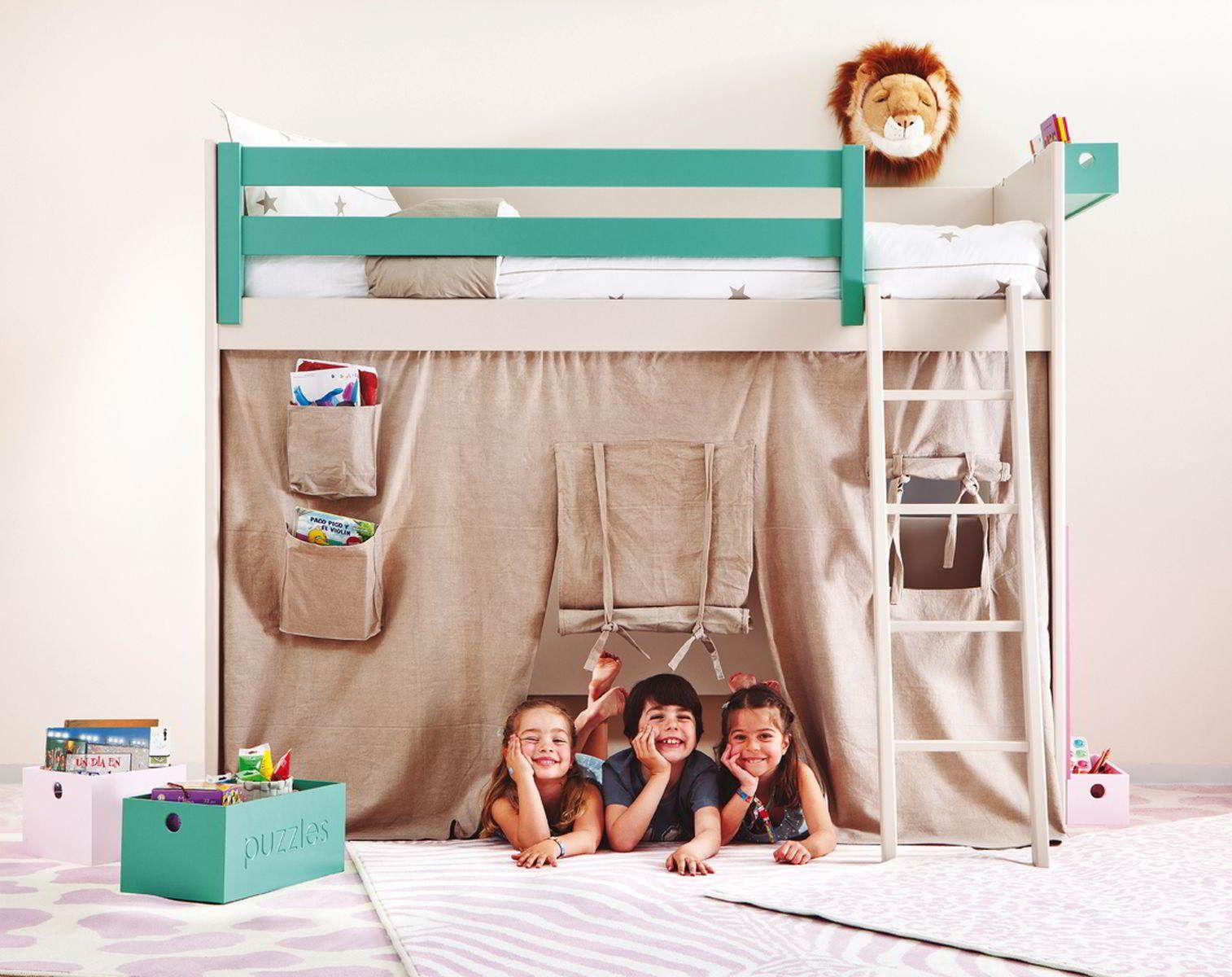 Litera Tipi: Colecciones de El Cuarto de Micky Litera Tipi: Colecciones de El Cuarto de Micky