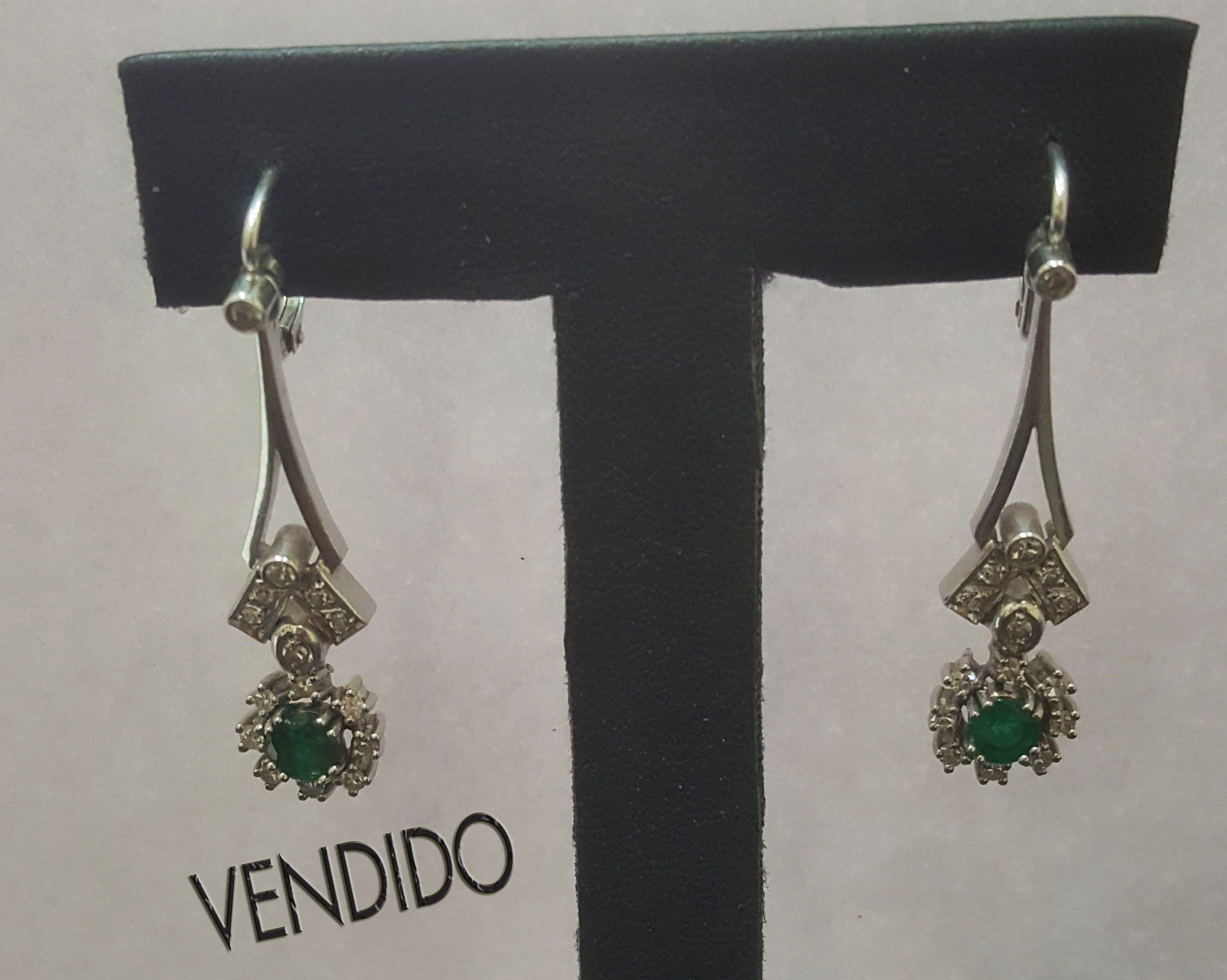 Pendientes de Oro Blanco con Diamantes y Esmeraldas: Compra Venta de Oro y Plata de MR. SILVER & GOLD Pendientes de Oro Blanco con Diamantes y Esmeraldas: Compra Venta de Oro y Plata de MR. SILVER & GOLD