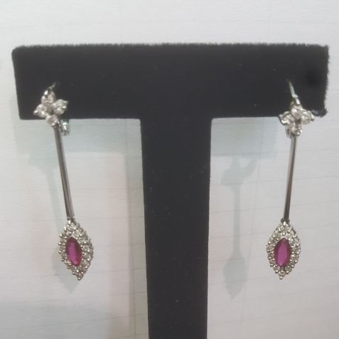 Precioso juego de collar y pendientes: Compra Venta de Oro y Plata de MR. SILVER & GOLD Precioso juego de collar y pendientes: Compra Venta de Oro y Plata de MR. SILVER & GOLD