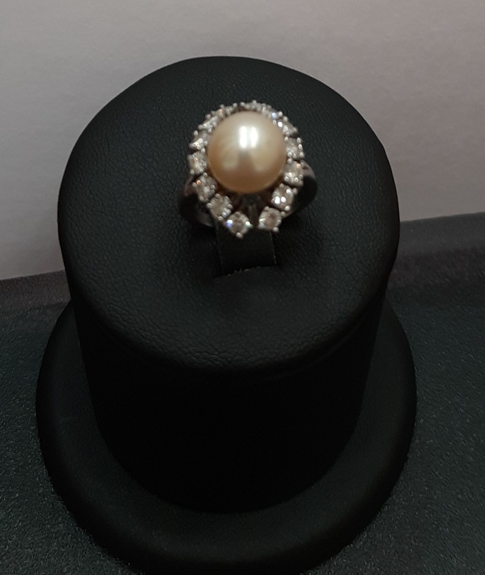 Anillo en oro blanco con diamantes y perla: Compra Venta de Oro y Plata de MR. SILVER & GOLD