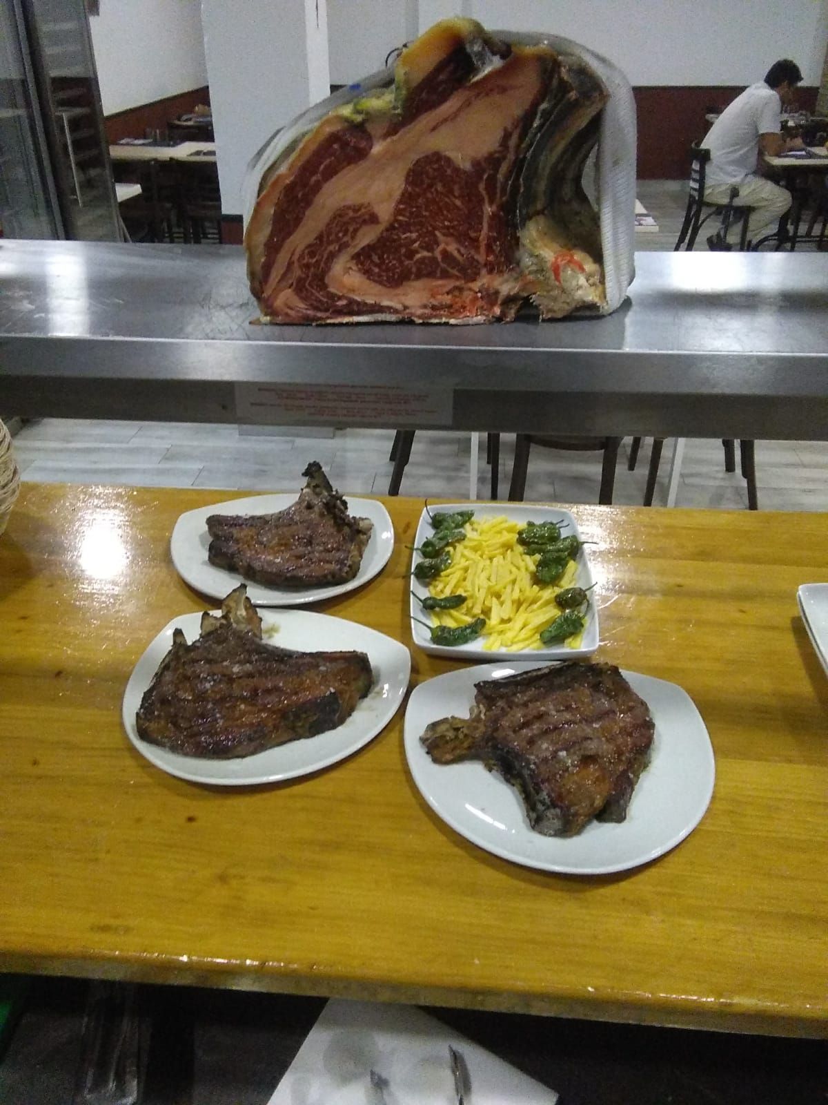 Carnes a la Brasa: Carta de Restaurante Asador La Yeska Carnes a la Brasa: Carta de Restaurante Asador La Yeska