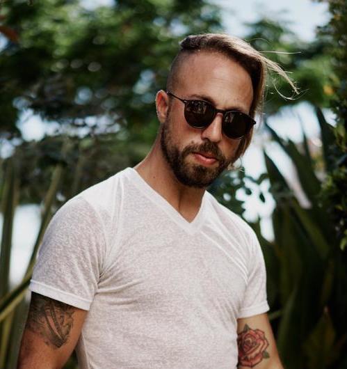 Kevin: Menú y masajistas de Masaje Erótico Ibiza Kevin: Menú y masajistas de Masaje Erótico Ibiza