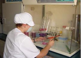 Foto 1 de Laboratorios de análisis microbiológicos y químicos en  | Ainprot, S.A.