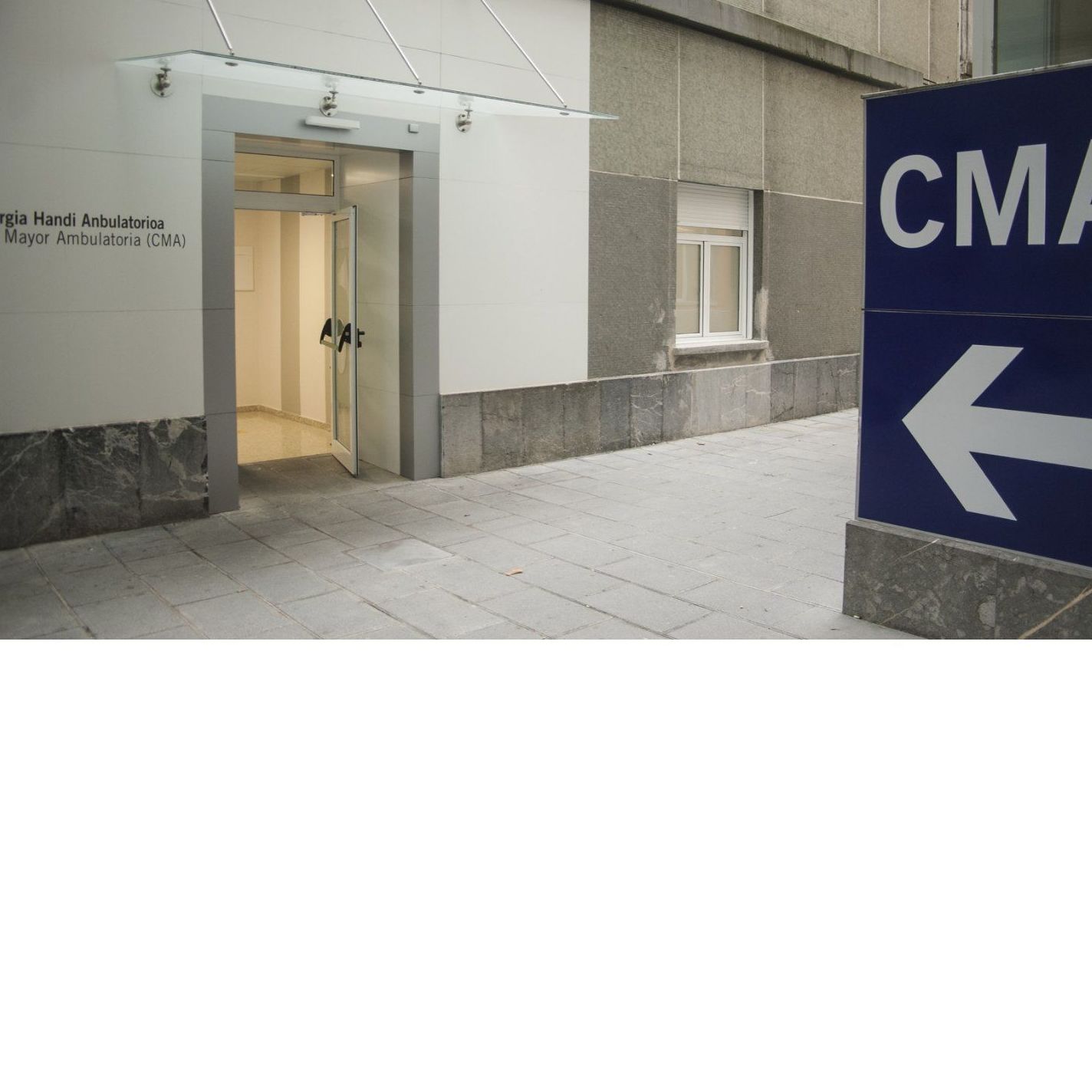 Cubiertas de acceso: Catálogo de Cristalería Múgica Cubiertas de acceso: Catálogo de Cristalería Múgica