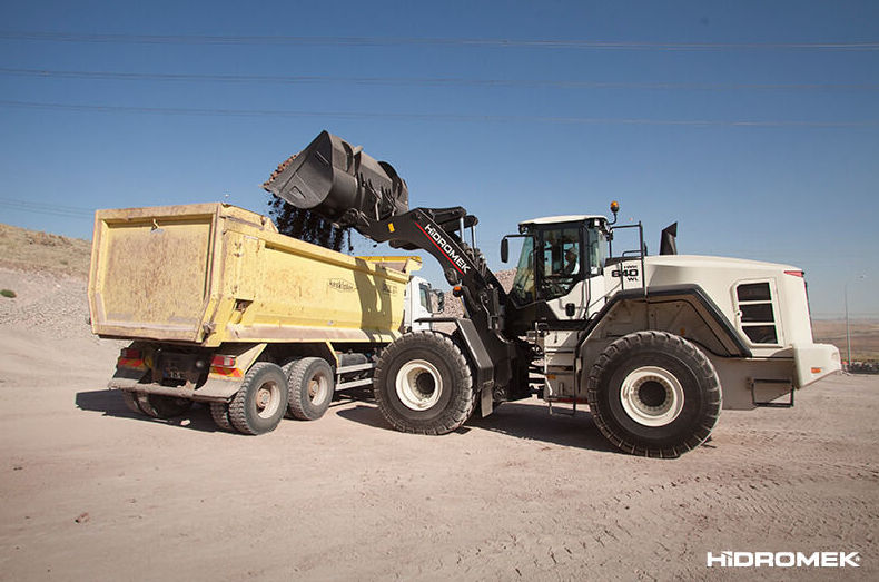 CARGADORAS HIDROMEK : Catálogo de Autopalas Salamanca CARGADORAS HIDROMEK : Catálogo de Autopalas Salamanca