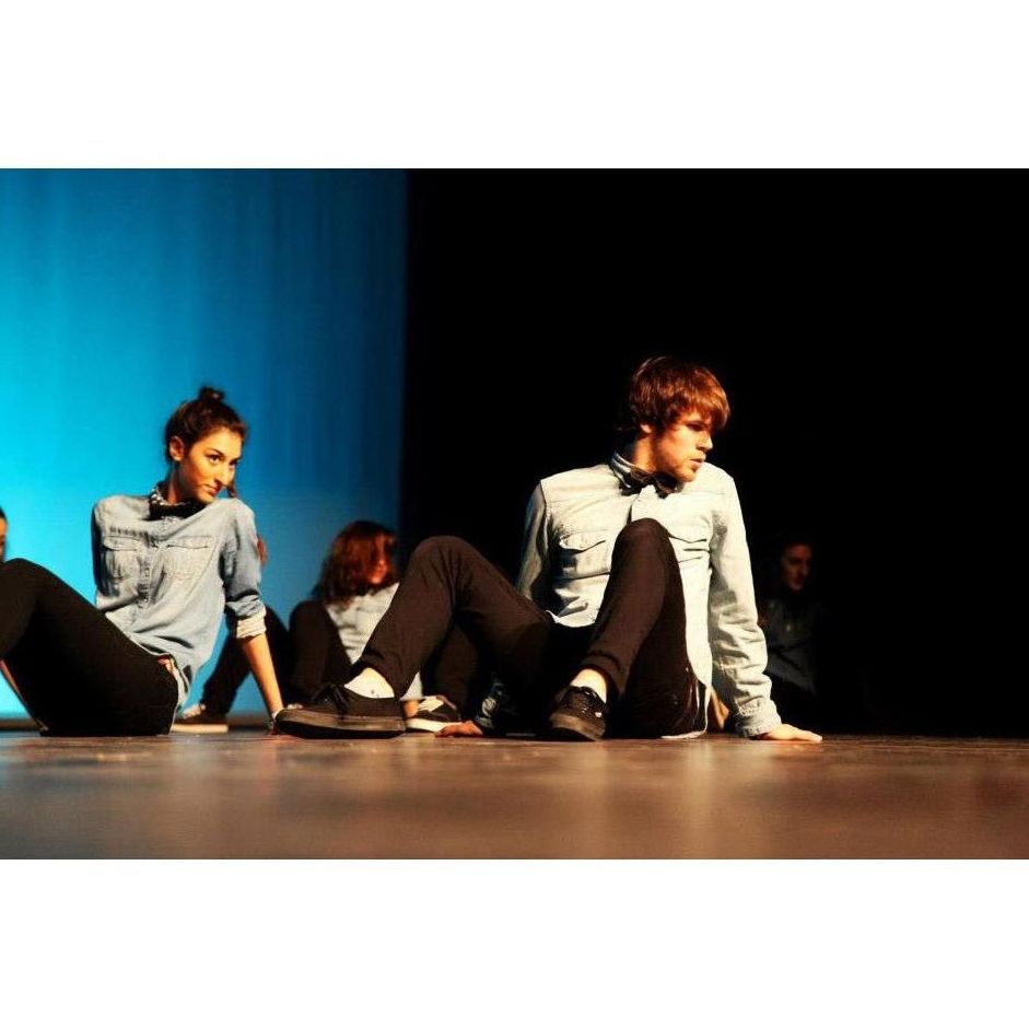 Clases de New Style en Valencia: Clases y Campamentos de Dance Center Valencia Clases de New Style en Valencia: Clases y Campamentos de Dance Center Valencia