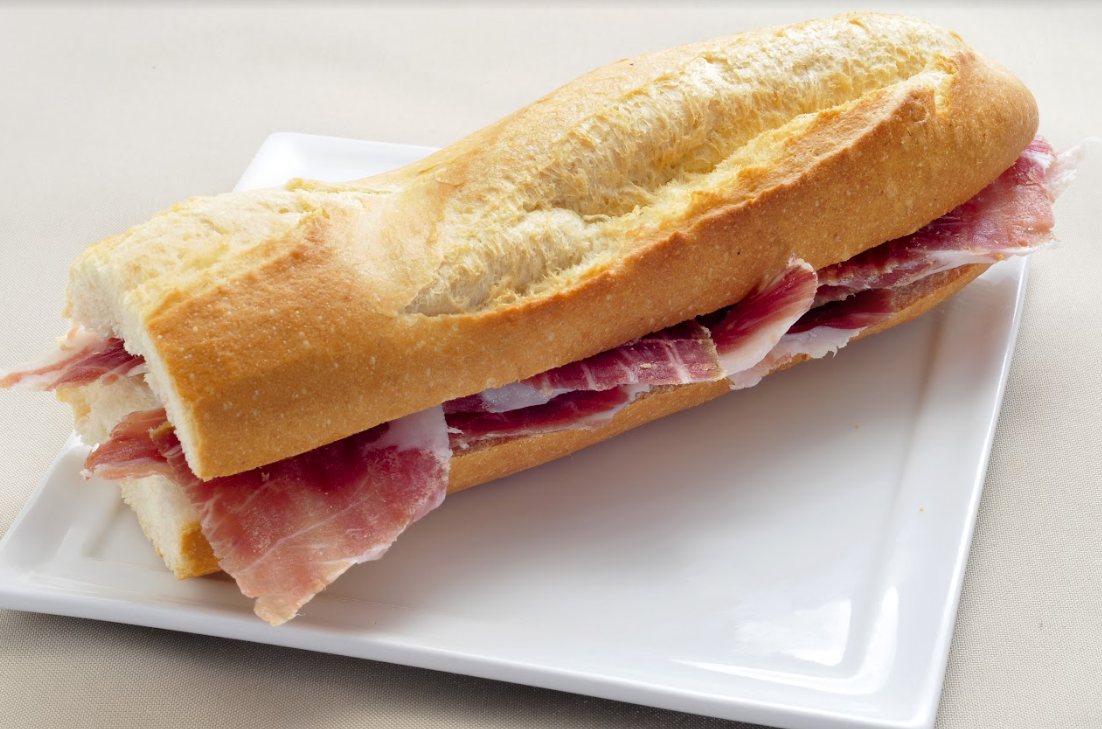 Bocadillos fríos: Productos y servicios de A'Cañota Bocadillos fríos: Productos y servicios de A'Cañota