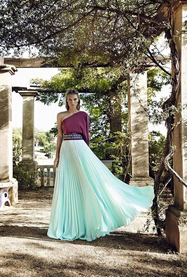 vestido de fiesta matilde cano: vestidos de novia y otros de lorena