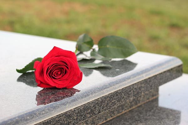 Arte funerario: Nuestros productos de Tecnomármol, S.L. Arte funerario: Nuestros productos de Tecnomármol, S.L.