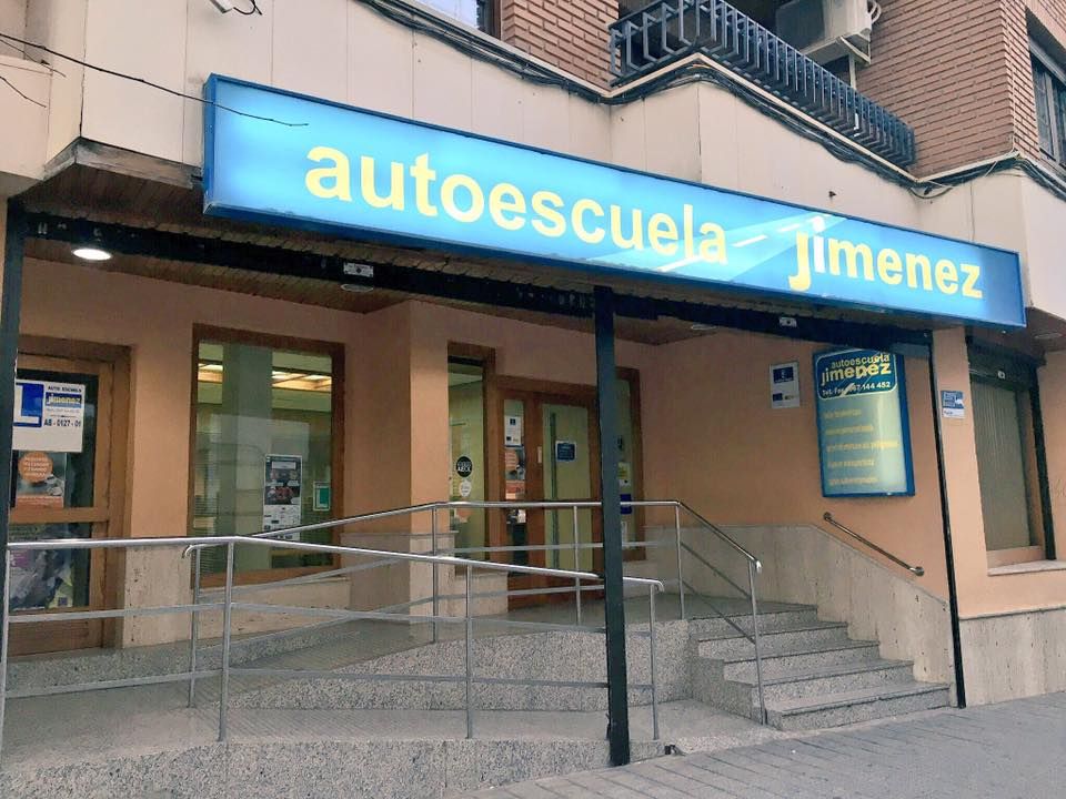 CAP: Permiso de conducir de Autoescuela Jiménez CAP: Permiso de conducir de Autoescuela Jiménez