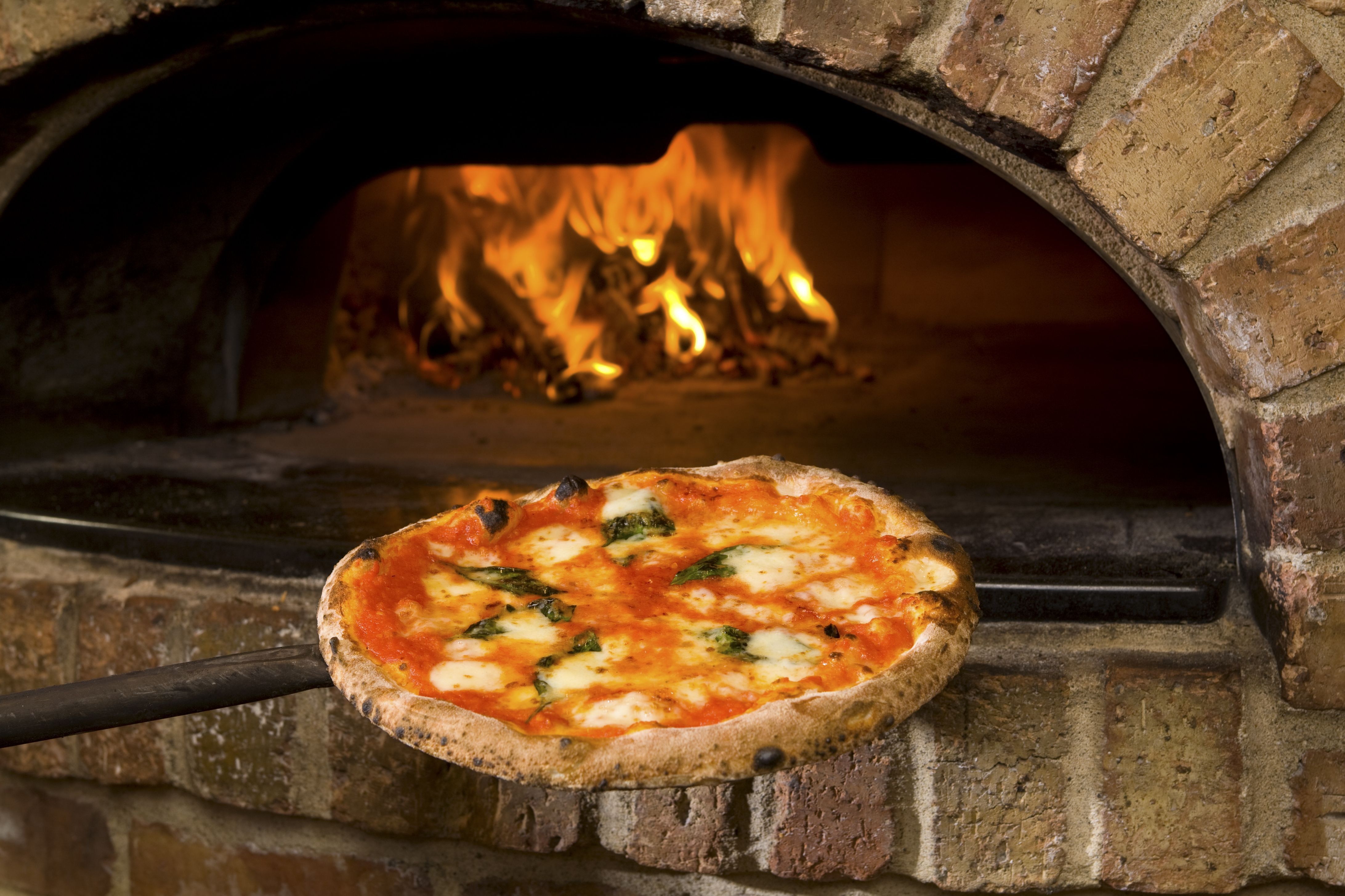 Pizzas especiales: Carta de Restaurante Can Gaetano Pizzas especiales: Carta de Restaurante Can Gaetano
