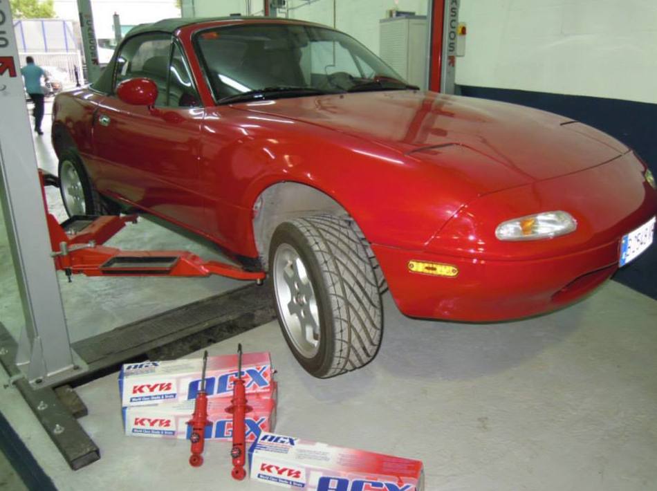 Mecánica de reparaciones: Servicios de Rociauto Bosch - Autoroan Mecánica de reparaciones: Servicios de Rociauto Bosch - Autoroan
