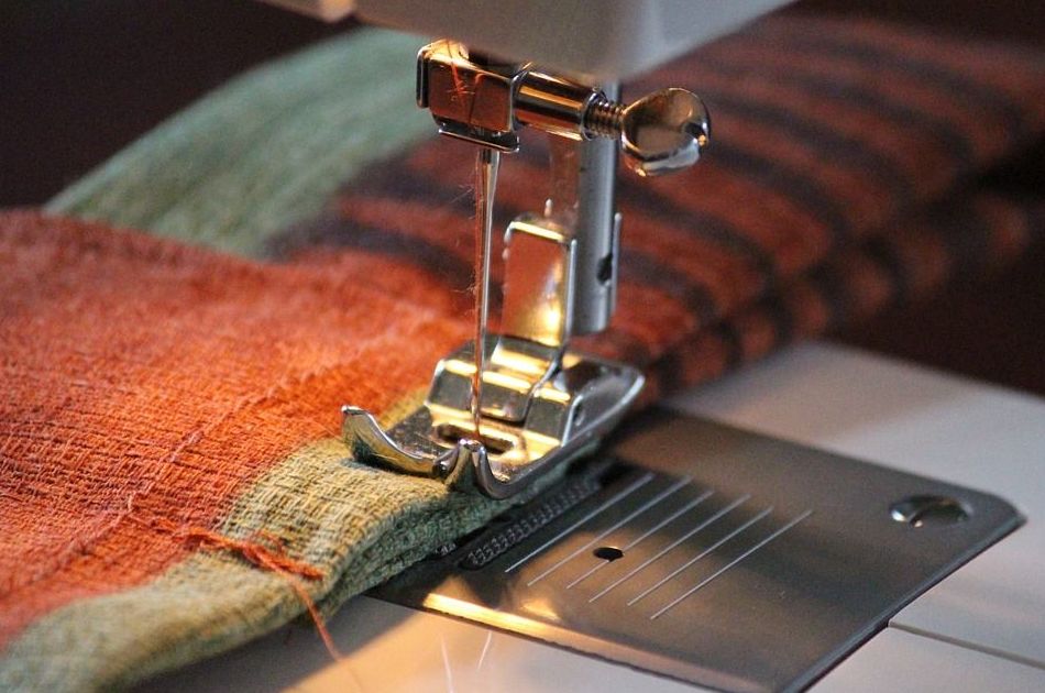 Maquinaría textil de costura : Productos y servicios   de Nescas }}