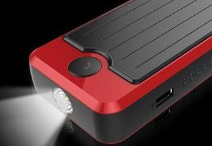 Arrancador baterias Launch Power Bank con linterna y 2 tomas USB Arrancador baterias Launch Power Bank con linterna y 2 tomas USB