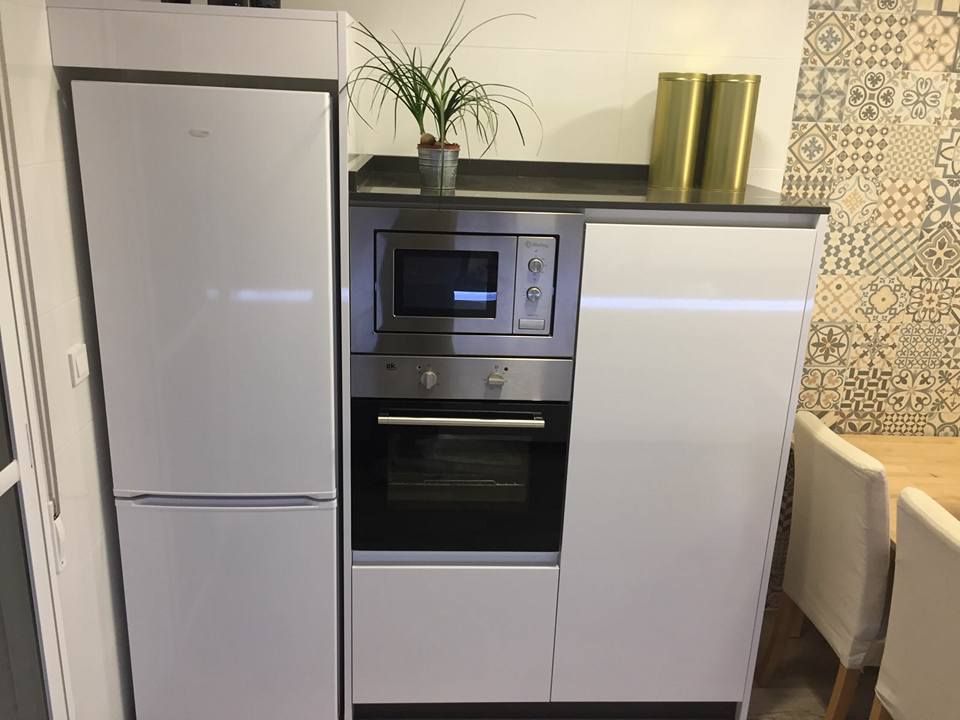 Instalación y montaje de cocinas: Servicios de Didecar Cocinas Instalación y montaje de cocinas: Servicios de Didecar Cocinas