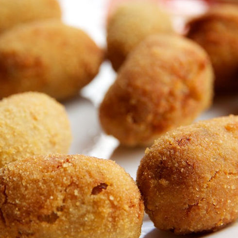 Croquetas caseras: Productos de Carnisseries Miró Croquetas caseras: Productos de Carnisseries Miró